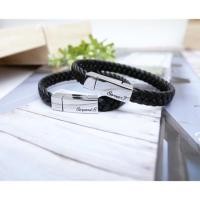 ราคา ข้อมือหนังแท้สลักชื่อฟรี (1258000931)