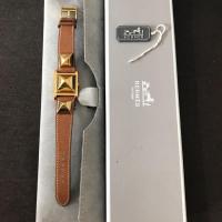 ราคา Hermes Watch Medor ของแท้! สภาพดี อุปกรณ์ กล่องนอก+กล่องใน แท็กห้อย (1022213605)