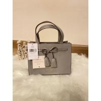 ราคา พร้อมส่ง Kate Spade handbag หนังกลับ สีเทา สวยเด่น✨ (8439267871)