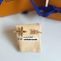 ราคา New! LV Bracelet Size S,M (❗️เช็คสต็อคก่อนสั่งอีกทีนะคะ) (28515247442)