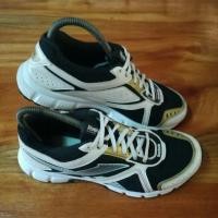 ราคา รองเท้า Reebok มือสองของแท้ 41.5(270) (3416684525)