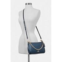 ราคา พร้อมส่งในไทย Coach crossbody สีน้ำเงิน Matellic อะไหล่สีทอง มีสายสะพายยาวด้วยคะ (1839103202)