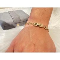 ราคา Used!! สร้อยข้อมือ Givenchy Vintage แท้ (22629348720)