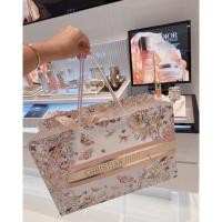 ราคา ถุงดิออร์ Dior ใส่เครื่องสำอางค์ (27317100721)