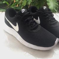 ราคา Nike Tanjun (629038199)