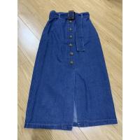 ราคา used like new กระโปรงยีนส์แท้ ผ่าหน้า พร้อมเข็มขัด (12775439355)