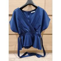 ราคา เสื้อคอวี แขนสั้น ผูกเอว กระดุมหลัง สีกรมท่า panicha #มือ ✌️สภาพดี (26662272744)