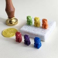 ราคา ครั่งขี้ผึ้ง wax seal เจ้าหมี เซ็ทสีรุ้ง พร้อมส่งจากไทย limited edition! ❤️ (9165912133)