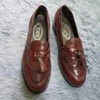 ราคา TOD'S Loafer size 39 ❌มีตำหนิ (16740945169)