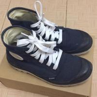 ราคา รองเท้า PALLADIUM ของแท้ MADE IN VIETNAM สภาพ98% ใหม่มาก พร้อมกล่อง ไซด์39.5 (303570625)