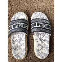 ราคา Used รองเท้า Dior มือสองของแท้ (15590042834)