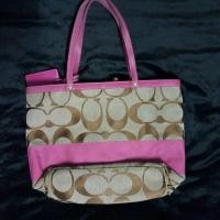 ราคา กระเป๋า Coach แท้ 100% แบบสะพายข้างสีชมพู (1481136502)