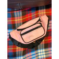 ราคา กระเป๋าคาดเอวสีชมพู ตำหนิสีเปื้อนตามภาพ (28484865079)