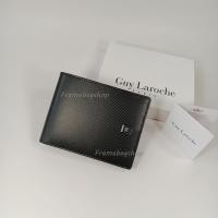 ราคา Guy Laroche กระเป๋าสตางค์ผู้ชายใบสั้น สามช่องแบงค์ สีดำ หนังอัดลาย โลโก้GLสีเงินพื้นดำ (27535831429)
