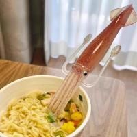 ราคา ส้อมใหม่กวาดล้างทุกวันปลาหมึกปลาหมึกปลาหมึกสนุกสร้างสรรค์ปลาหมึกส้อมวัสดุญี่ปุ่นตลกบนโต๊ะอาหารบะหมี่กึ่งสําเร็จรูปส้อม (27832867741)