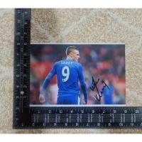ราคา รูปถ่ายพร้อมลายเซ็น Jamie Vardy (42304288073)