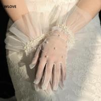 ราคา 1 คู่งานแต่งงานเจ้าสาวถุงมือ Tulle Ruffled Edge Beading สีขาวสั้นข้อมือเจ้าสาวเพื่อนเจ้าสาวถุงมือนิ้ว (WLJQ0520) (27386758553)