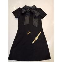 ราคา เดรสสีดำล้วน คอกลมผูกโบว์ผ้าแก้ว (11028159441)