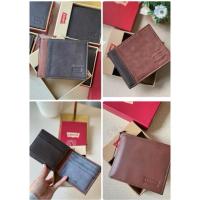 ราคา พร้อมส่ง Sale 950 กระเป๋าสตางค์ ผู้ชาย Levi’s มาพร้อมกล่อง ซื้อเป็นของขวัญได้เลยค่า ถูกมากๆ (42457199115)