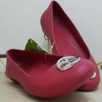 ราคา รองเท้าแฟชั่น แบรนด์ Crocs (703957569)