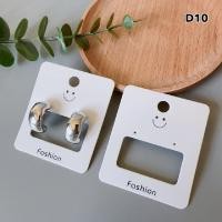 ราคา (พร้อมส่ง) แป้นต่างหู กระดาษใส่ต่างหู แผงต่างหู 50 แผ่น (40864535514)