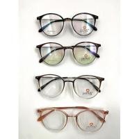 ราคา แว่นตาซาฟารี Safari ตัดเลนส์สายตาได้ ทรงหยดน้ำ ทนทาน น้ำหนักเบา *แถมผ้าเช็ดเลนส์+กล่องใส่แว่น* (17863632046)
