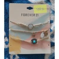 ราคา สร้อยข้อมือสวย ๆ FOREVER 21 เซ็ต 3 เส้น (5890054899)