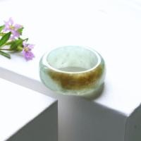 ราคา แหวนหยกขาวอมเขียวใสเนื้อแก้วติดเหลืองน้ำผึ้ง size 61-62 mm งานหยกพม่าแท้สีธรรมชาติ (42664912977)