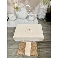 ราคา COACHคล้องมื Size SซิปSignature Coated Canvas with Leather Stripeรุ่นF58035ของแท้สีKhaki Beige ลายc useไม่รวมกล่องนะค่ะ (21688522045)