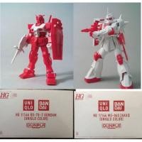 ราคา Uniqlo Bandai HG GUNDAM RX-78-2 + ZAKU 40th Anniversary Gunpla 144/1 model kit (10475741305)