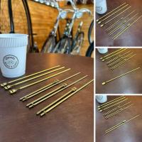 ราคา ตะเกียงเจ้าพายุ: แกนส่งเข็มตะเกียงเจ้าพายุทองเหลือง Butterfly ตราผีเสื้อ ใส่ตะเกียงกระเช้าเล็ก (25959377100)