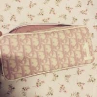 ราคา กระเป๋าใส่เครื่องสำอางค์จากเคาน์เตอร์ดิออร์แท้ (671769093)