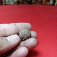 ราคา ลูกอมพระปิดตาหลวงปู่ทิมวัดพระขาว (48900136661)