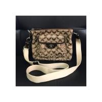 ราคา กระเป๋าสะพายข้าง COACH POPPY SIGNATURE POCKET KHAKI SWINGPACK 45026 (261328772)