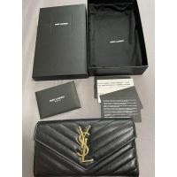 ราคา แท้ กระเป๋าสตางค์ YSL LONG Wallet รุ่นฮิต ปี18 สภาพ 90%+++ (12349732242)