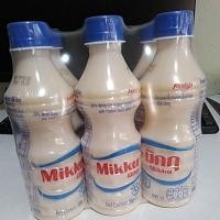 ราคา น้ำองุ่นขาว20%กลิ่นนมเปรี้ยวผสมโยเกิร์ตตราดีโด้มิกกุ300ม.ลแพค6ขวด (13753757281)