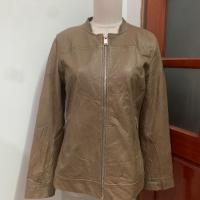 ราคา [Si] เสื้อแจ็คเก็ตหนังแท้ Vera wang ของแท้ 100% (43458814198)