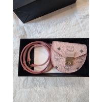 ราคา New!!! MCM แท้ 100% กระเป๋าคาดเอวและCrossbody (25012746287)