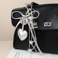 ราคา จี้พวงกุญแจสไตล์มินิ แบบBowPU จากMiuSeries เหมาะสำหรับตกแต่งกระเป๋า (42568783732)