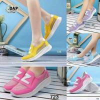 ราคา รองเท้าผ้าใบ Fashion (37041520)