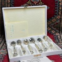 ราคา Set ช้อนชา AZUMA งานชุบเงิน 6 ชิ้นของใหม่เก่าเก็บพร้อมกล่องตามภาพ (40964966420)