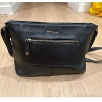 ราคา กระเป๋าสะพายข้าง แนวสตรีท หนังแท้ แนวสตรีท ยี่ห้อ pirre cardin ราคาถูกที่สุด ขนาด 13*9*3 นิ้ว สายยาวปรับความยาวได้ (27613359206)