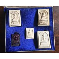 ราคา พระสมเด็จครบชุด ๕ องค์ ปี 2538 รุ่นสบายใจ หลวงพ่อคูณ ปริสุทโธ วัดบ้านไร่ เสก ออกวัดราชสีมาราม จ.นครราชสีมา (23380012800)