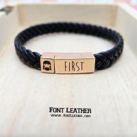 ราคา ข้อมือหนังแท้ สลักชื่อฟรี (437653676)