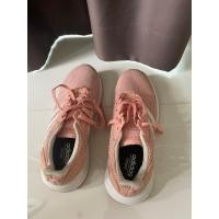 ราคา รองเท้าผ้าใบมือสองสภาพดี (26705987903)