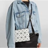 ราคา ♞,♘,♙ของแท้ 100% BAO BAO ISSEY MIYAKE 3x4 Lucent กระเป๋าสะพาย XXFF (26284844188)