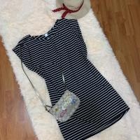 ราคา เดรสให้นม เดรสคลุมท้อง ลายทางขาวดำ แบบแหวกให้นมค่ะ (6316760341)