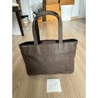 ราคา กระเป๋าถือหนังงูแท้งานแบรนด์จากญี่ปุ่น มือสอง ของแท้% สภาพดี (24286039428)