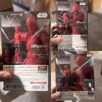 ราคา Bandai SHF Star Wars Star Wars The Last Jedi Red Guard Lobster Soldier Action Figure (26833987699)