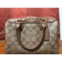 ราคา กระเป๋า coach หมอน 9 นิ้ว แท้มือสอง (22272470471)